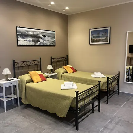 فندق مبيت وإفطار Pace D'oro 3*